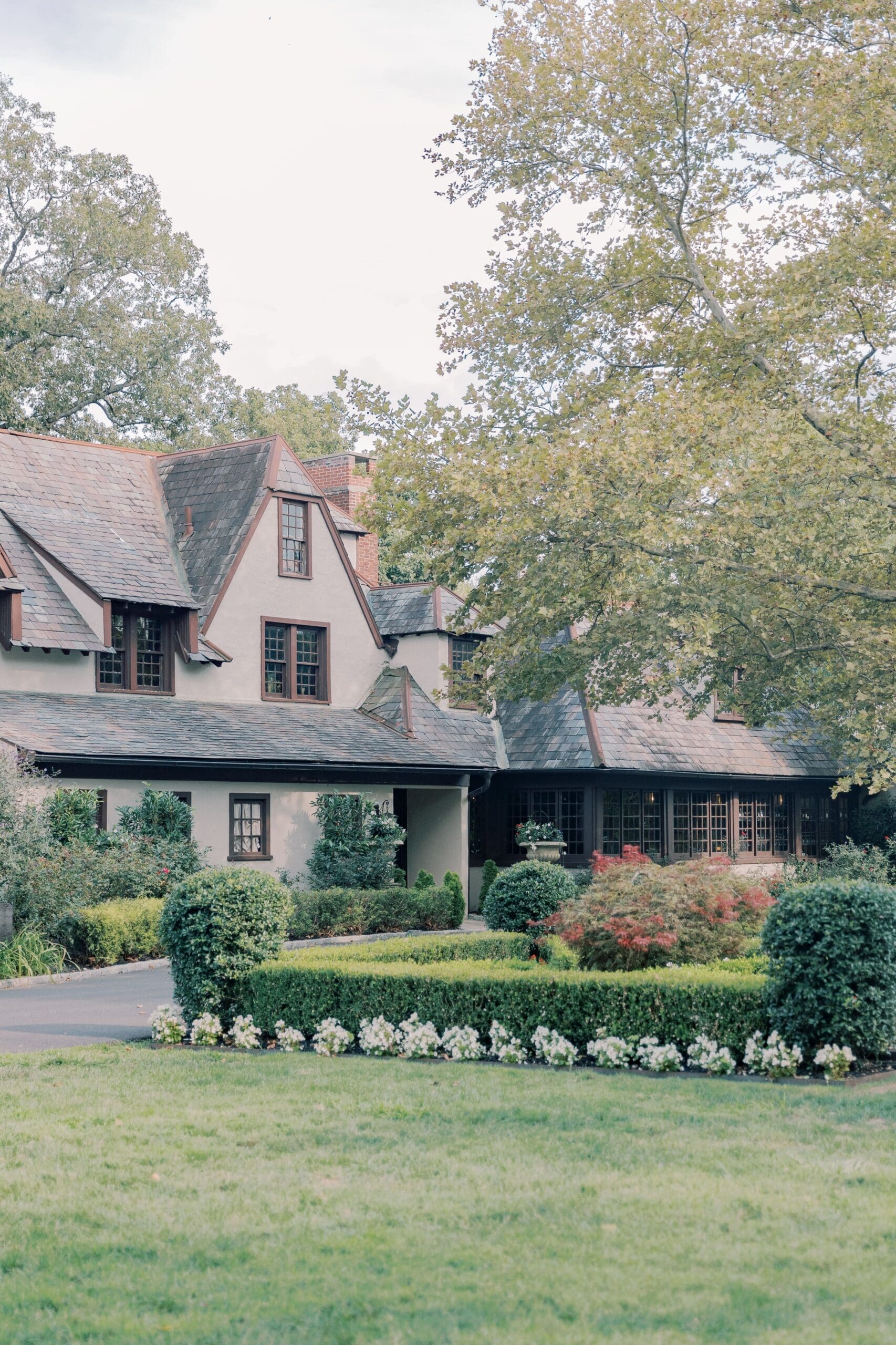 Elizabeth and Jason's Wedding at Hotel Du Village