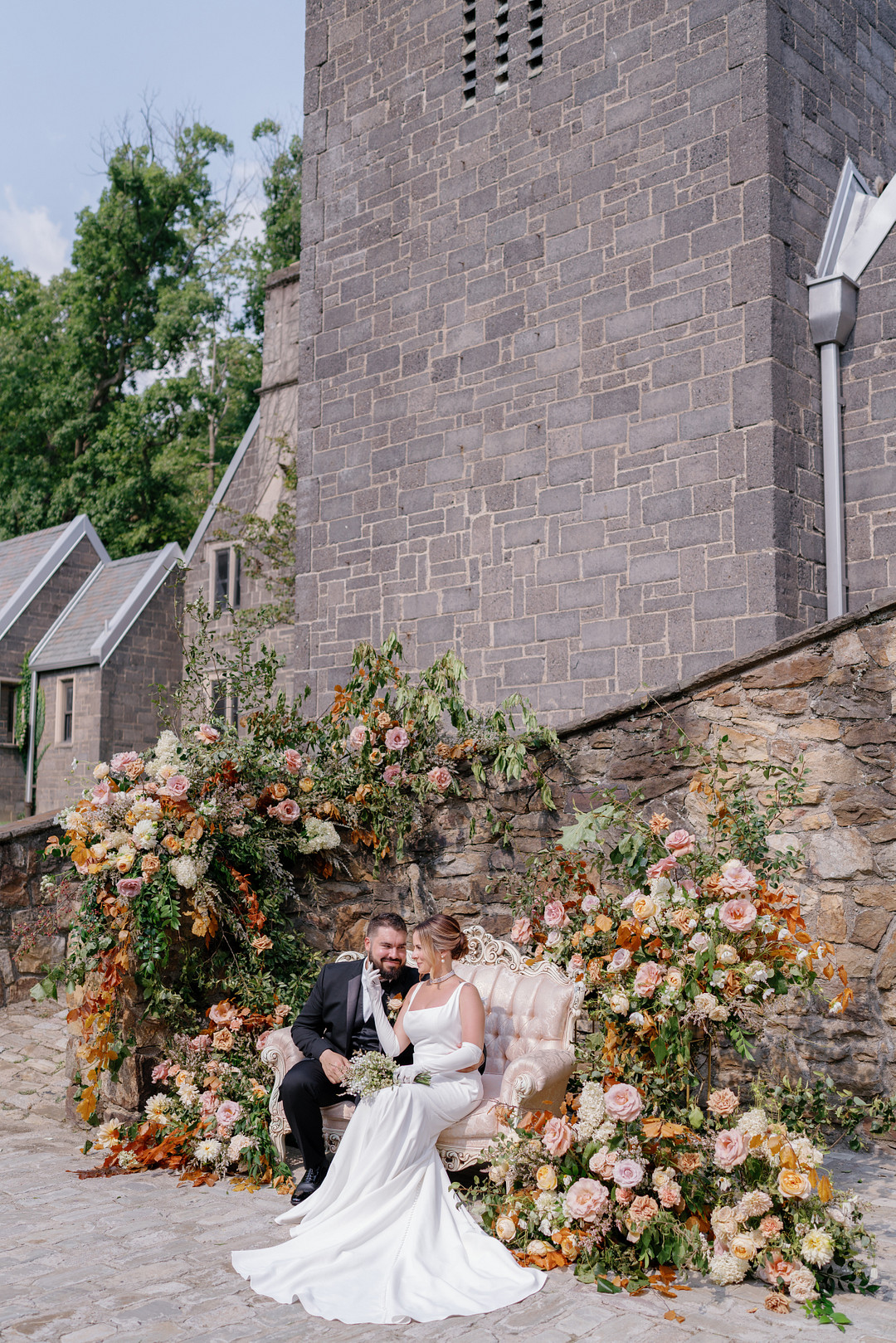 English Countryside Inspiration at The Stable at Hartwood | PA Wedding Inspo