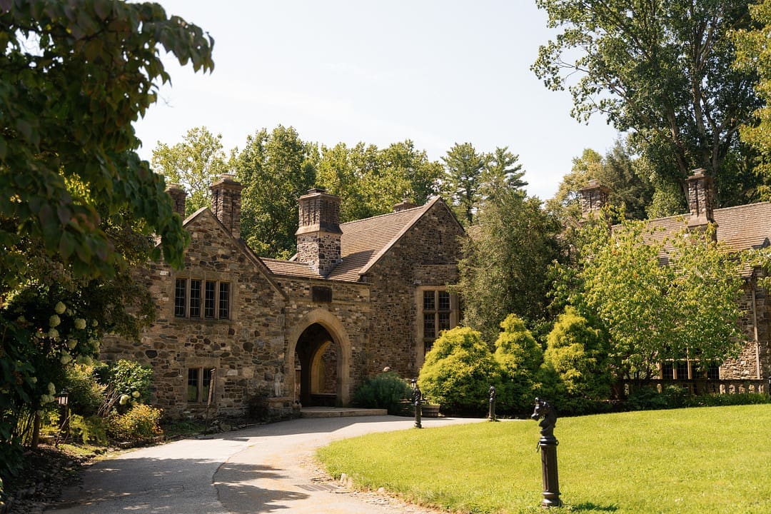 Rachel and Matt's Wedding at Parque Ridley Creek in Newtown Square