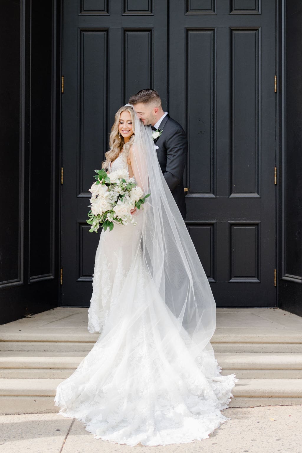 Lexi and Chris' Elegant Summer Wedding in Lancaster City